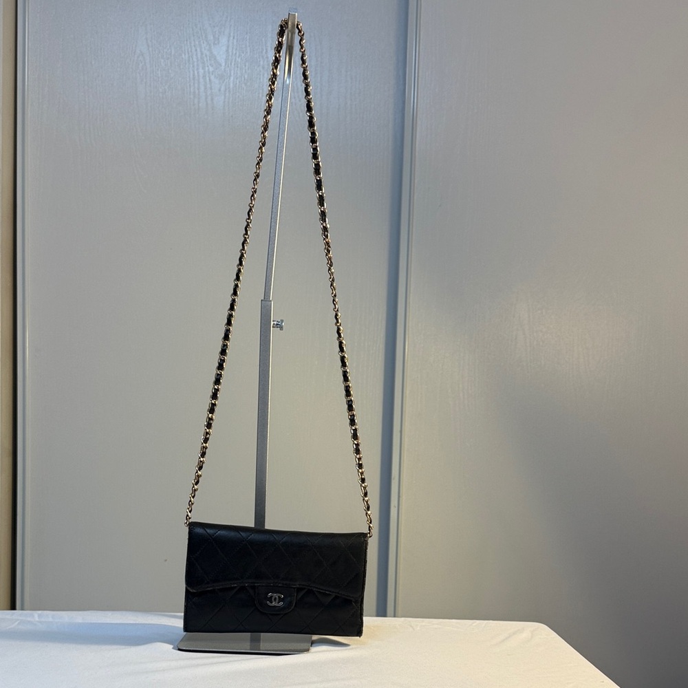 CHANEL Elegant Black Crossbody Bag and a Purse